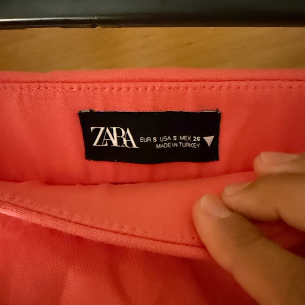 Zara Coral Crop Top and Skirt Set - Picture 11 of 13